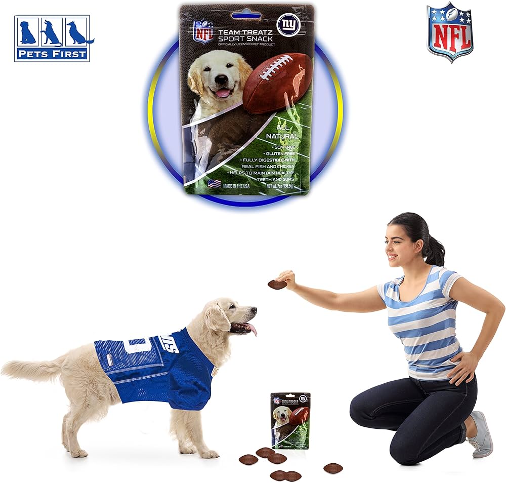 New York Giants Pet Gift Box with 2 Licensed Dog Toys, 1 Logo-Engraved Natural Gift, 1 NFL Jersey, 1 Puppy Training Bell, and a Car Seat Belt
